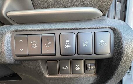 Mitsubishi Eclipse Cross, 2022 год, 1 880 000 рублей, 14 фотография