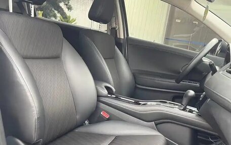 Honda Vezel, 2021 год, 1 469 000 рублей, 8 фотография