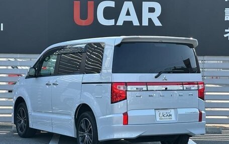 Mitsubishi Delica D:5 I, 2022 год, 2 800 000 рублей, 7 фотография