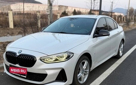 BMW 1 серия, 2022 год, 1 710 000 рублей, 13 фотография
