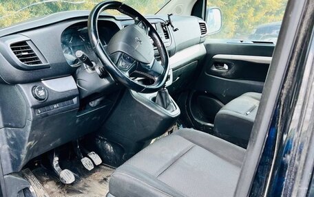 Peugeot Traveller I, 2019 год, 1 500 000 рублей, 7 фотография