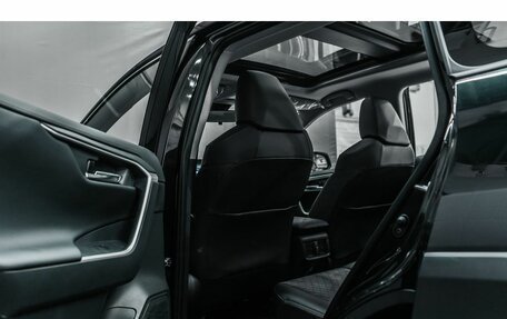 Toyota RAV4, 2025 год, 4 890 000 рублей, 17 фотография