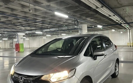 Honda Fit III, 2016 год, 865 000 рублей, 1 фотография