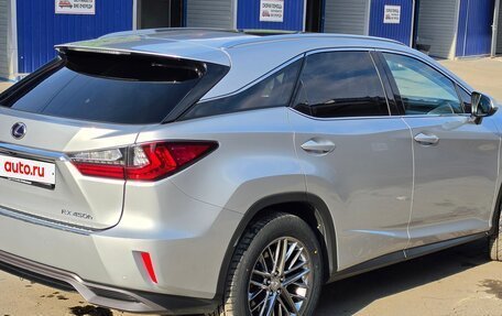 Lexus RX IV рестайлинг, 2019 год, 5 800 000 рублей, 2 фотография