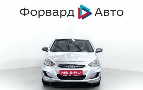 Hyundai Solaris II рестайлинг, 2012 год, 750 000 рублей, 2 фотография