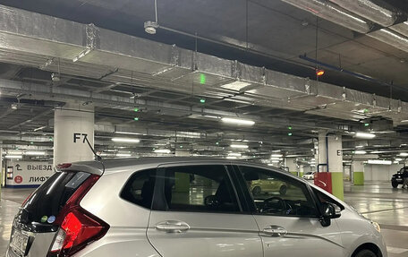 Honda Fit III, 2016 год, 865 000 рублей, 6 фотография