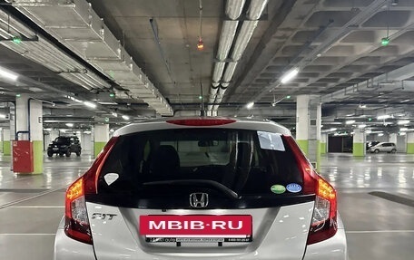 Honda Fit III, 2016 год, 865 000 рублей, 5 фотография