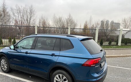 Volkswagen Tiguan II, 2017 год, 1 750 000 рублей, 3 фотография