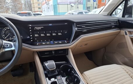 Volkswagen Touareg III, 2020 год, 6 500 000 рублей, 5 фотография