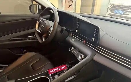 Hyundai Elantra, 2023 год, 1 291 000 рублей, 9 фотография