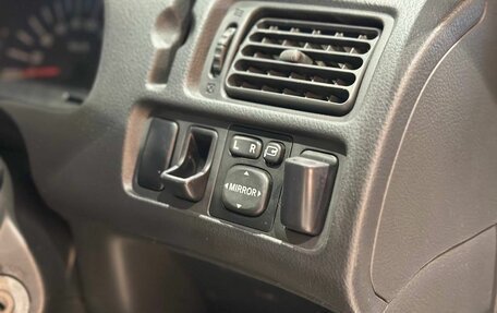 Toyota Probox I, 2002 год, 450 000 рублей, 11 фотография