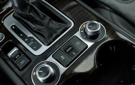 Volkswagen Touareg III, 2017 год, 3 200 000 рублей, 16 фотография