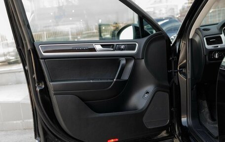 Volkswagen Touareg III, 2017 год, 3 200 000 рублей, 17 фотография