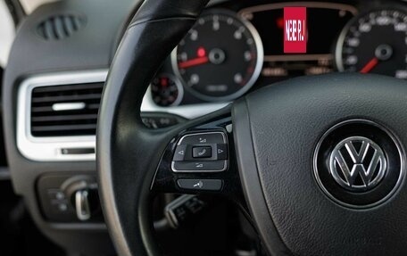 Volkswagen Touareg III, 2017 год, 3 200 000 рублей, 12 фотография