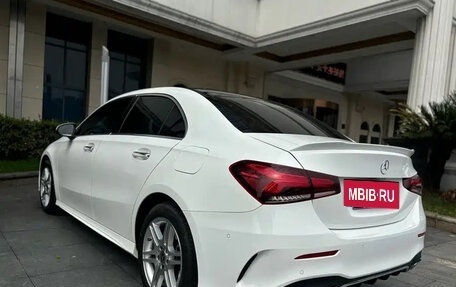 Mercedes-Benz A-Класс, 2021 год, 1 450 000 рублей, 6 фотография