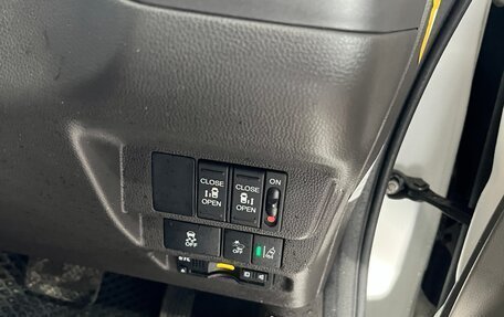 Honda Freed II, 2018 год, 1 550 000 рублей, 3 фотография