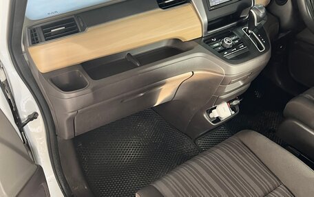 Honda Freed II, 2018 год, 1 550 000 рублей, 10 фотография