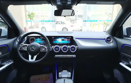 Mercedes-Benz GLA, 2022 год, 1 950 000 рублей, 8 фотография