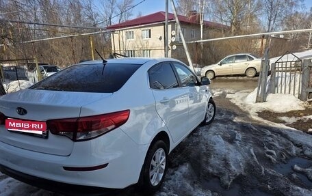 KIA Rio III рестайлинг, 2015 год, 1 100 000 рублей, 5 фотография