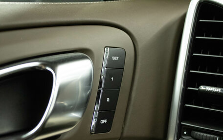 Porsche Cayenne III, 2012 год, 2 399 000 рублей, 15 фотография