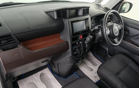 Toyota Tank I, 2017 год, 899 000 рублей, 13 фотография