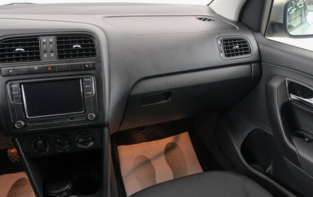 Volkswagen Polo VI (EU Market), 2011 год, 699 000 рублей, 12 фотография