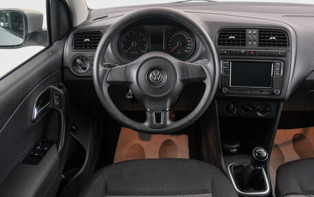 Volkswagen Polo VI (EU Market), 2011 год, 699 000 рублей, 15 фотография