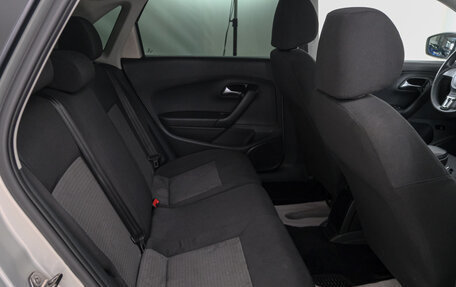 Volkswagen Polo VI (EU Market), 2011 год, 699 000 рублей, 22 фотография