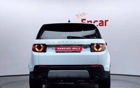 Land Rover Discovery Sport I рестайлинг, 2018 год, 1 950 001 рублей, 3 фотография