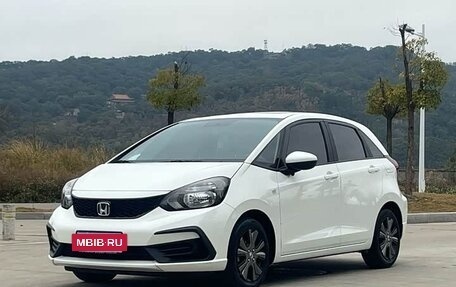 Honda Fit, 2022 год, 1 210 000 рублей, 3 фотография