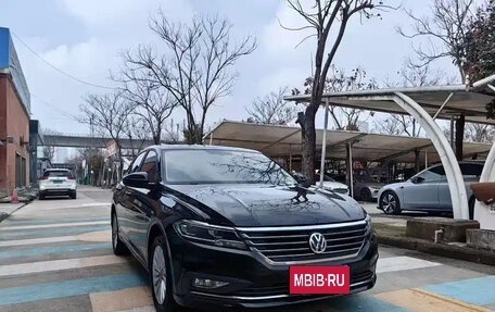 Volkswagen Lavida, 2022 год, 1 380 000 рублей, 1 фотография