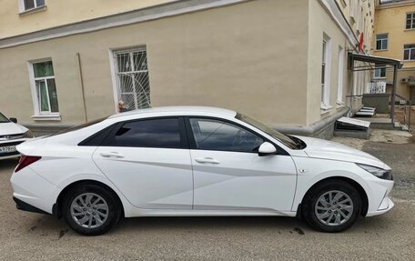 Hyundai Elantra VI рестайлинг, 2020 год, 1 650 000 рублей, 7 фотография