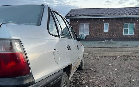 Daewoo Nexia I рестайлинг, 2001 год, 115 000 рублей, 7 фотография