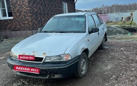 Daewoo Nexia I рестайлинг, 2001 год, 115 000 рублей, 3 фотография