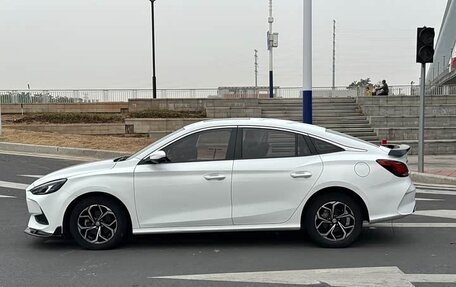 MG 5, 2022 год, 1 090 000 рублей, 8 фотография