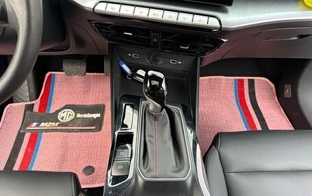 MG 5, 2022 год, 1 090 000 рублей, 19 фотография