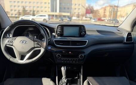 Hyundai Tucson III, 2019 год, 1 750 000 рублей, 12 фотография