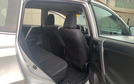 Toyota RAV4, 2016 год, 1 680 000 рублей, 9 фотография