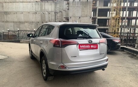 Toyota RAV4, 2016 год, 1 680 000 рублей, 4 фотография