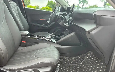 Peugeot 208 II, 2022 год, 1 280 000 рублей, 12 фотография