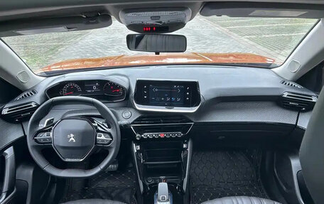 Peugeot 208 II, 2022 год, 1 280 000 рублей, 10 фотография