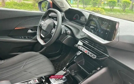 Peugeot 208 II, 2022 год, 1 280 000 рублей, 13 фотография