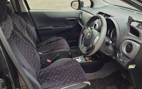 Toyota Vitz, 2013 год, 750 000 рублей, 10 фотография