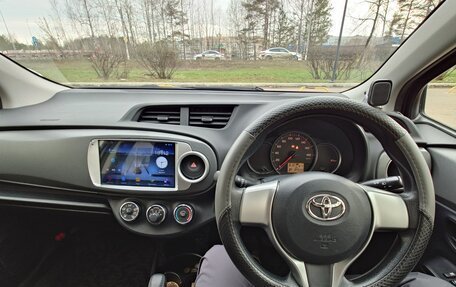 Toyota Vitz, 2013 год, 750 000 рублей, 14 фотография