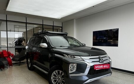 Mitsubishi Pajero Sport III рестайлинг, 2021 год, 4 235 000 рублей, 3 фотография