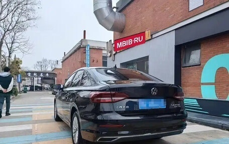 Volkswagen Lavida, 2022 год, 1 380 000 рублей, 4 фотография