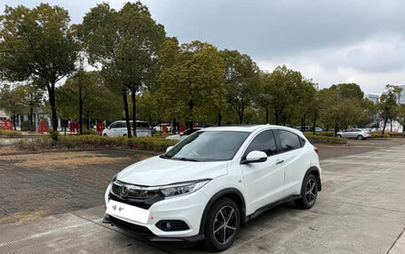 Honda Vezel, 2022 год, 1 362 900 рублей, 2 фотография