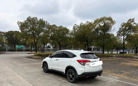 Honda Vezel, 2022 год, 1 362 900 рублей, 3 фотография