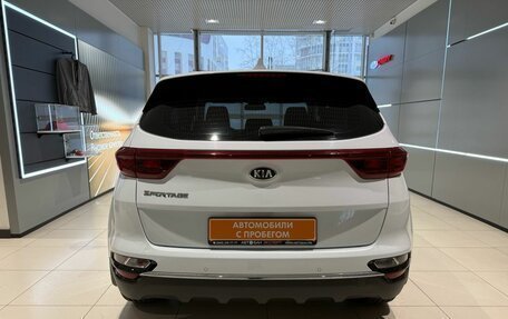 KIA Sportage IV рестайлинг, 2021 год, 2 599 000 рублей, 5 фотография