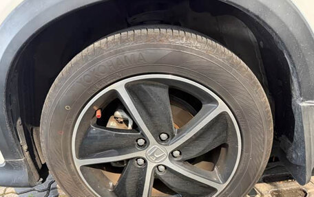 Honda Vezel, 2022 год, 1 362 900 рублей, 8 фотография